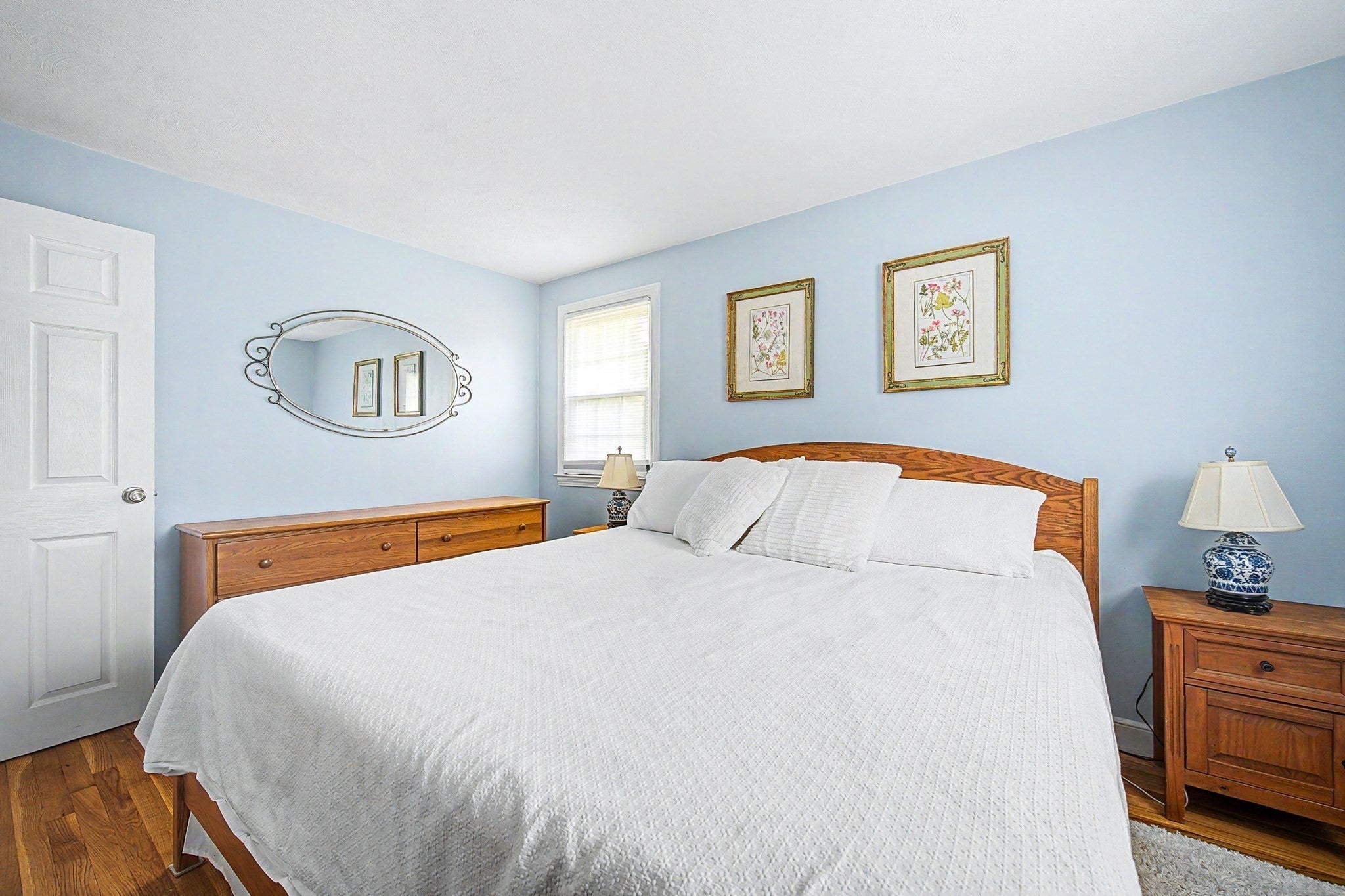 592 Pond St, Franklin, MA Photo #13