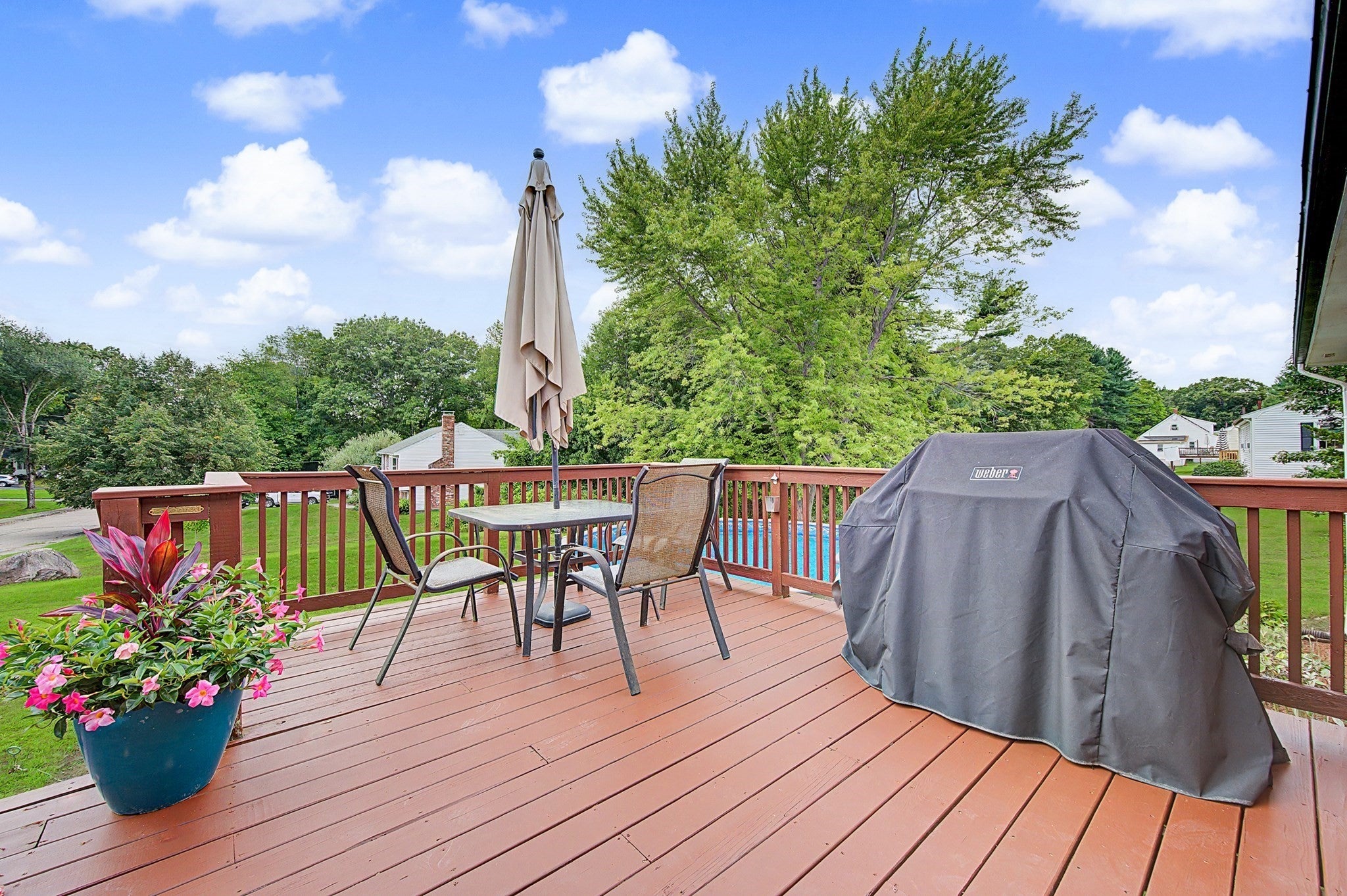 592 Pond St, Franklin, MA Photo #28