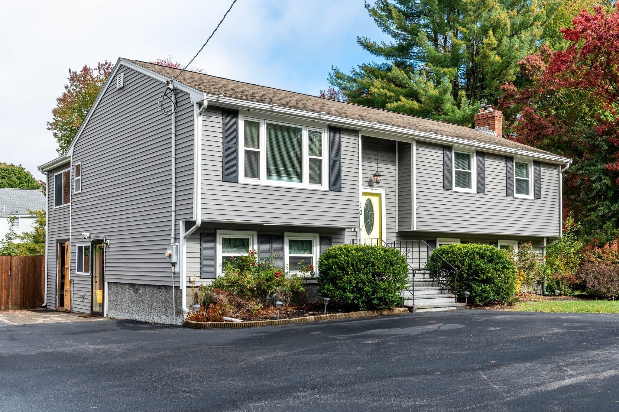 10 Village Street, Medway, MA, 10 Village Street, Medway, MA Photo #3