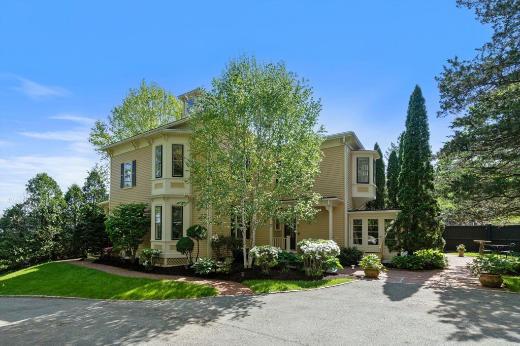 Listing image 6