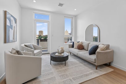 1395 Washington Street 5R Boston MA 02118