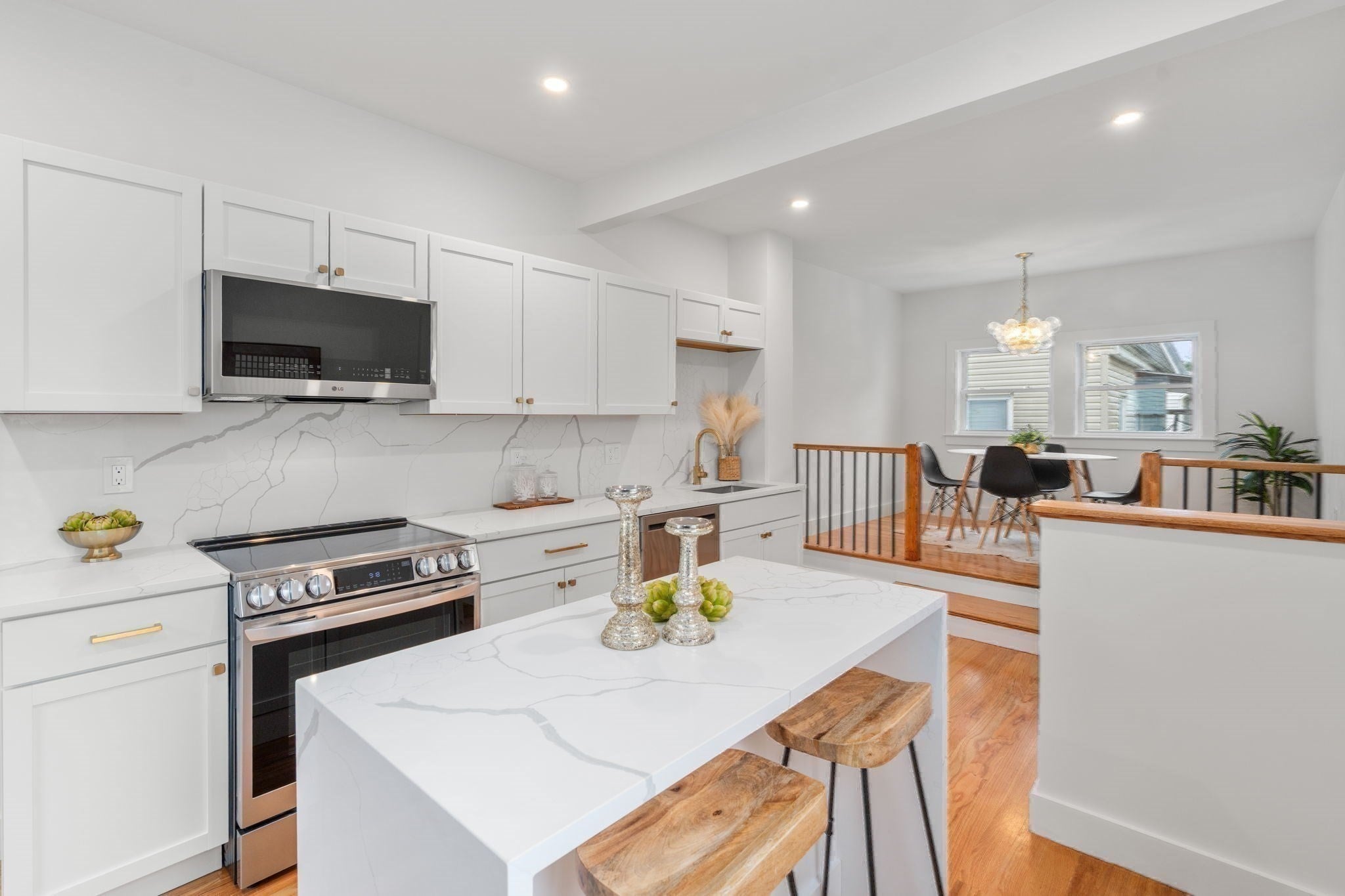 22 Charnwood Rd