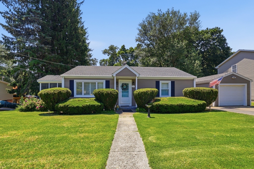 44 Desmarais Street