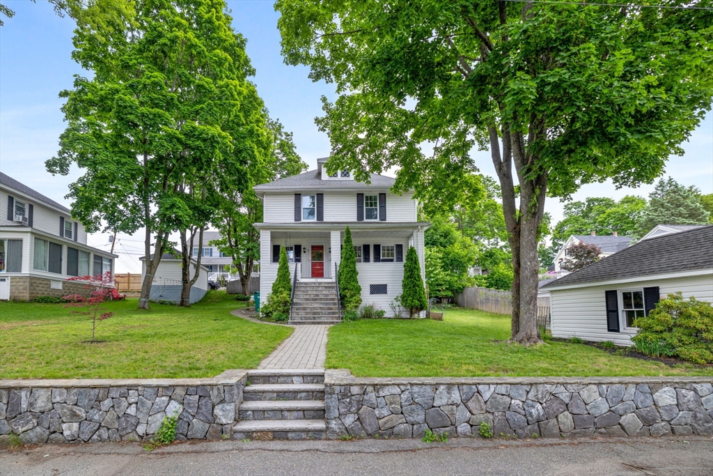 15 Ellis St