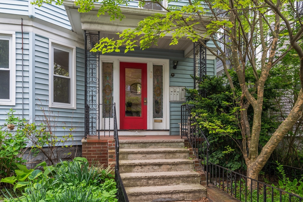 20 Fayette Street #3, Cambridge, MA Photo #2