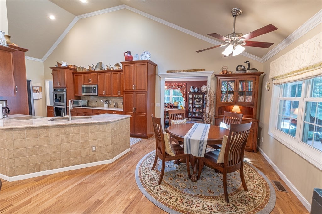 383 Mashapaug Rd, Holland, MA, 383 Mashapaug Rd, Holland, MA Photo #9