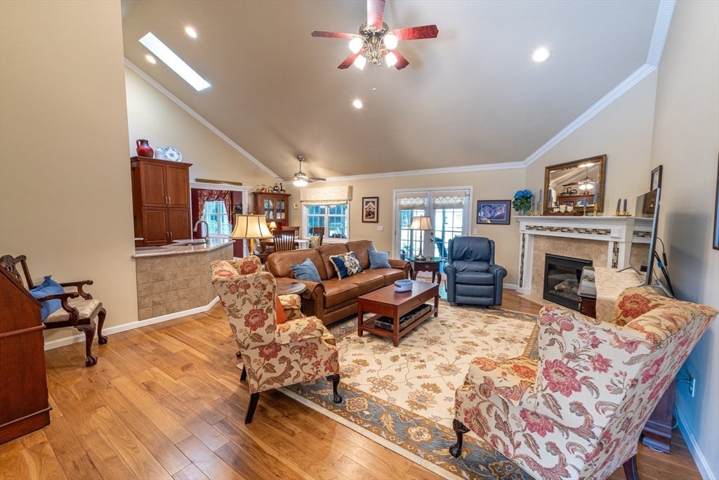 383 Mashapaug Rd, Holland, MA, 383 Mashapaug Rd, Holland, MA Photo #10