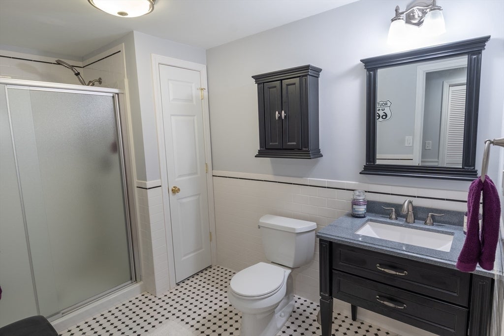 383 Mashapaug Rd, Holland, MA, 383 Mashapaug Rd, Holland, MA Photo #29