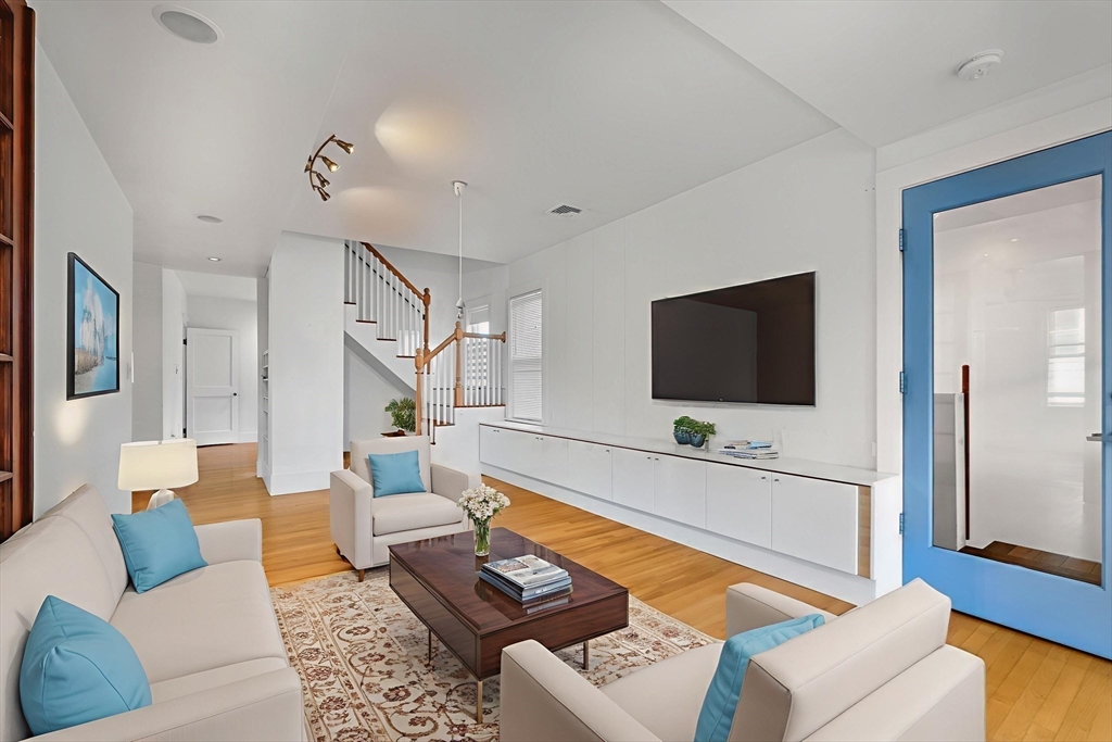 172 Maplewood St