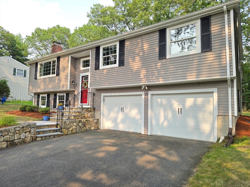 17 Stagecoach Dr