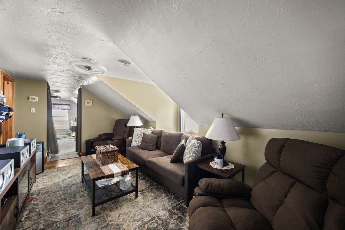 315 Washington St, Fall River, MA, 315 Washington St, Fall River, MA Photo #30
