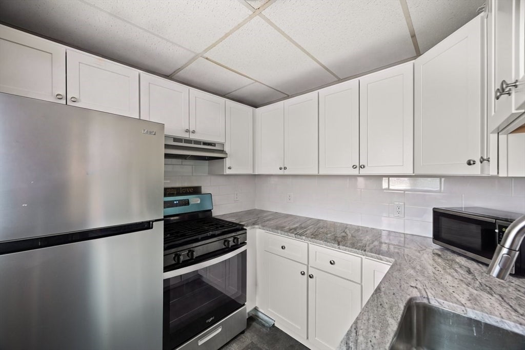 315 Washington St, Fall River, MA, 315 Washington St, Fall River, MA Photo #22