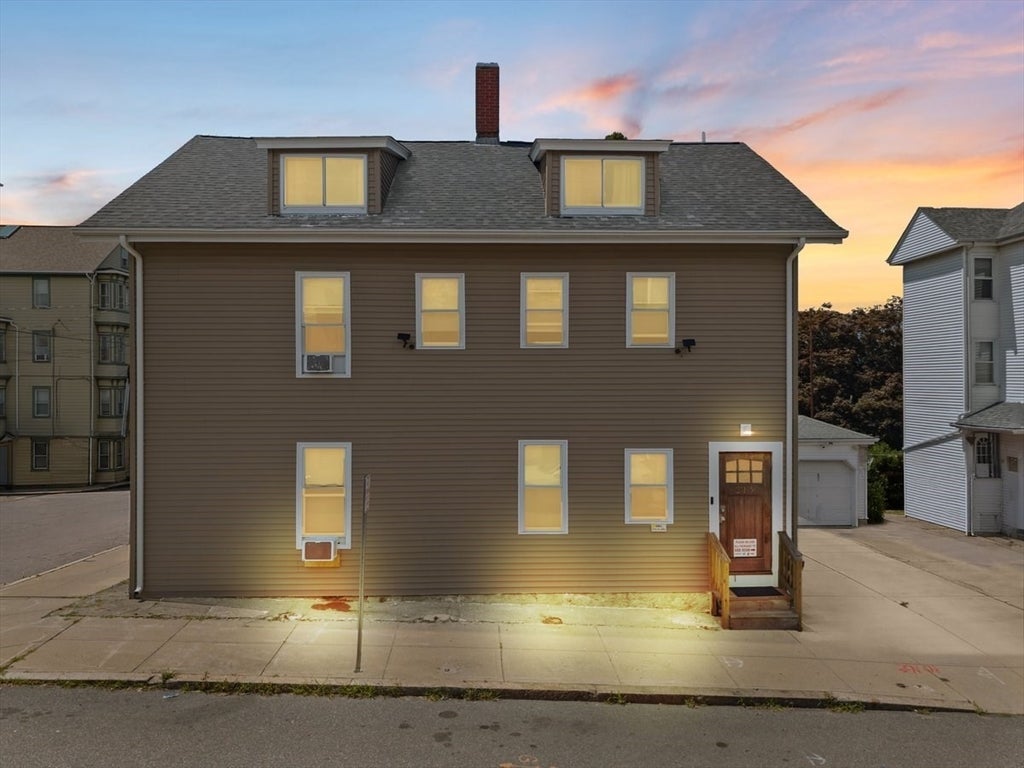 315 Washington St, Fall River, MA, 315 Washington St, Fall River, MA Photo #2