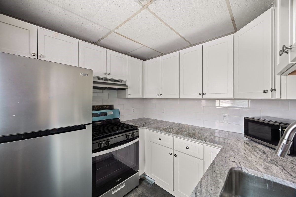 315 Washington St, Fall River, MA, 315 Washington St, Fall River, MA Photo #21