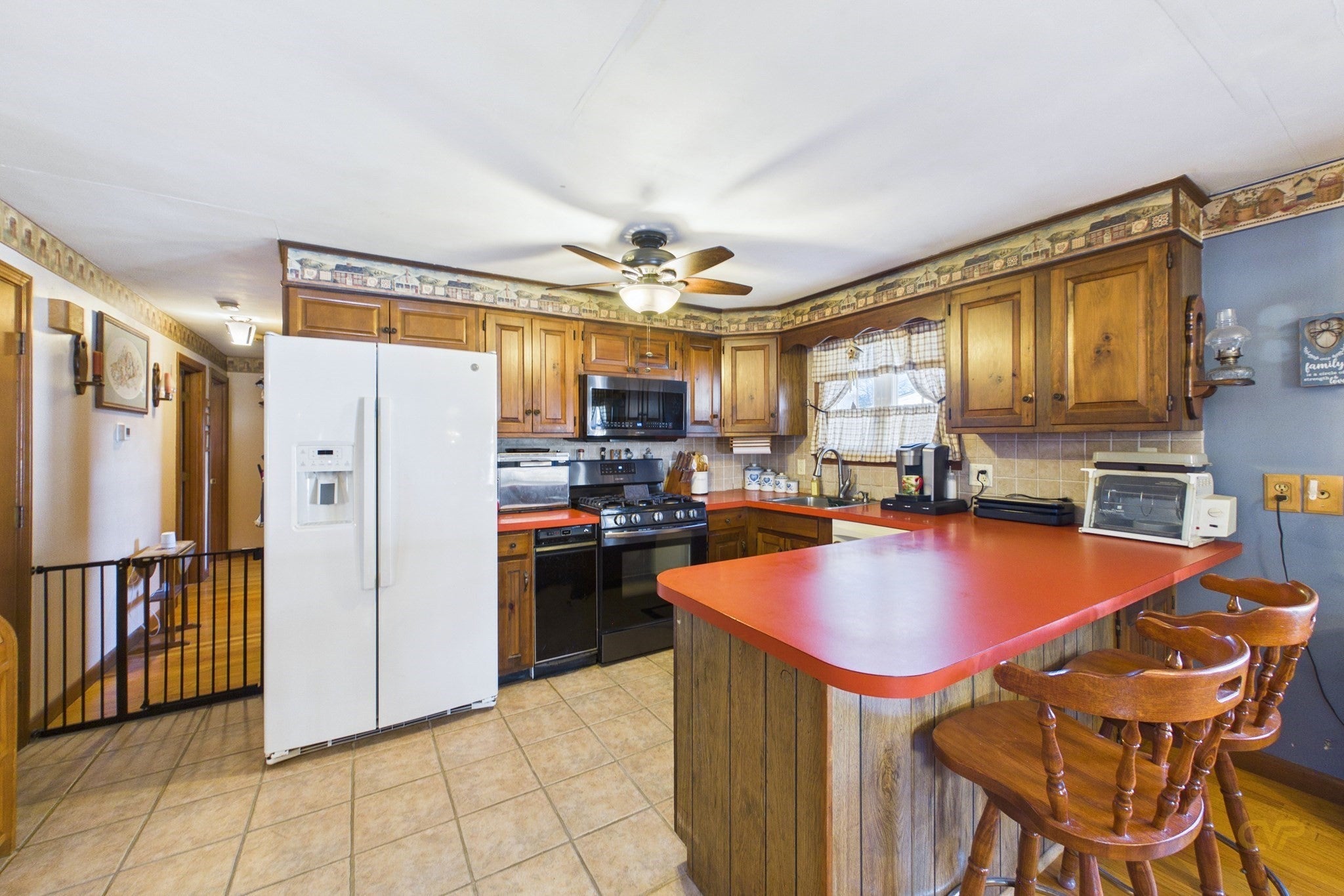 37 Kenney St, New Bedford, MA Photo #17