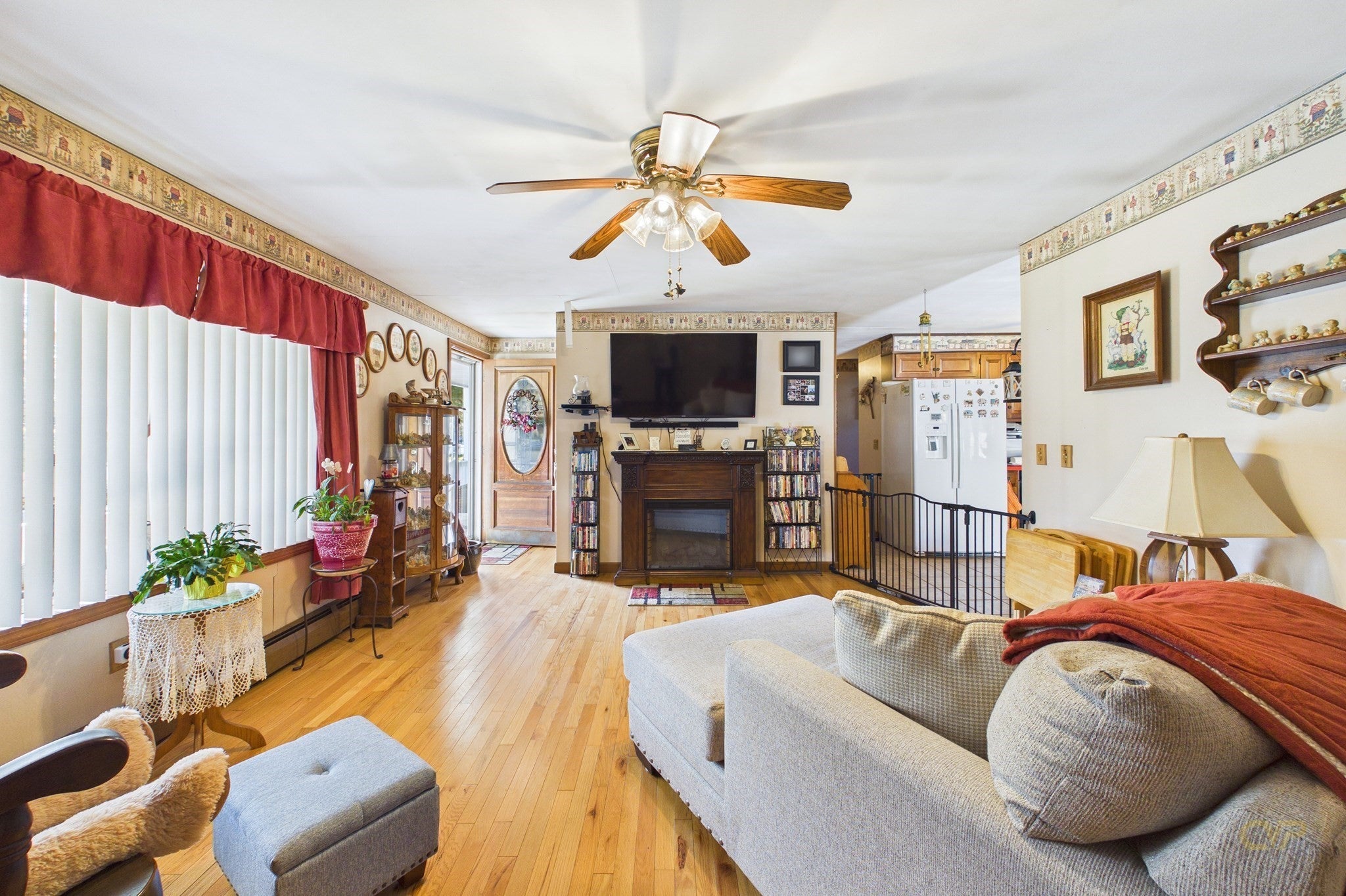 37 Kenney St, New Bedford, MA Photo #16