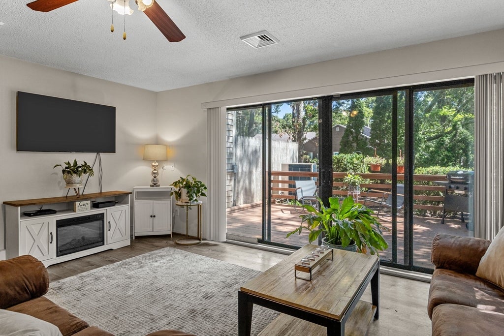 20 Roundhouse Rd #20, Bourne, MA, 20 Roundhouse Rd #20, Bourne, MA Photo #5