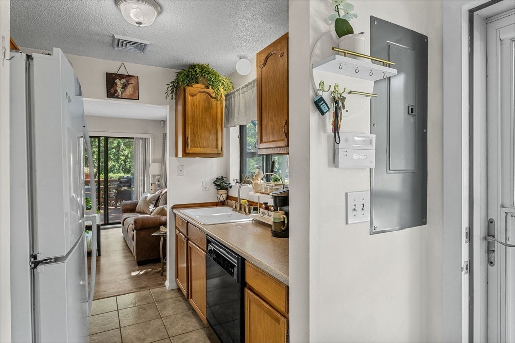 20 Roundhouse Rd #20, Bourne, MA, 20 Roundhouse Rd #20, Bourne, MA Photo #16