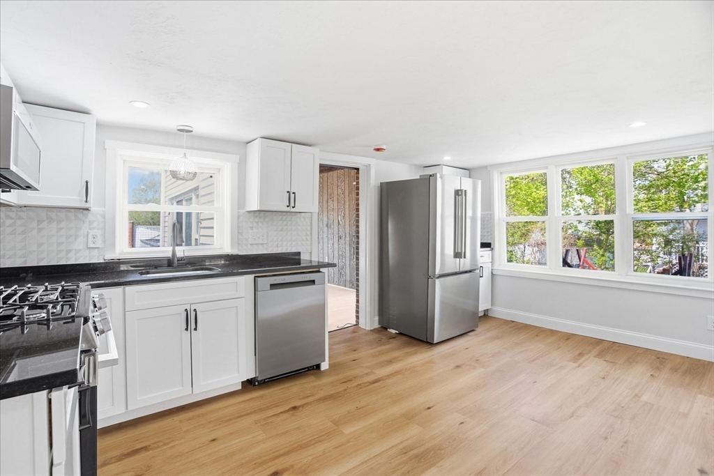 304 High St, Randolph, MA Photo #21