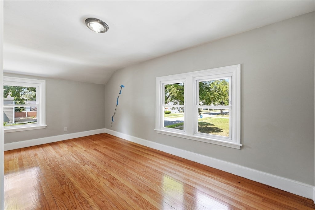 4 Hale St, West Springfield, MA Photo #14