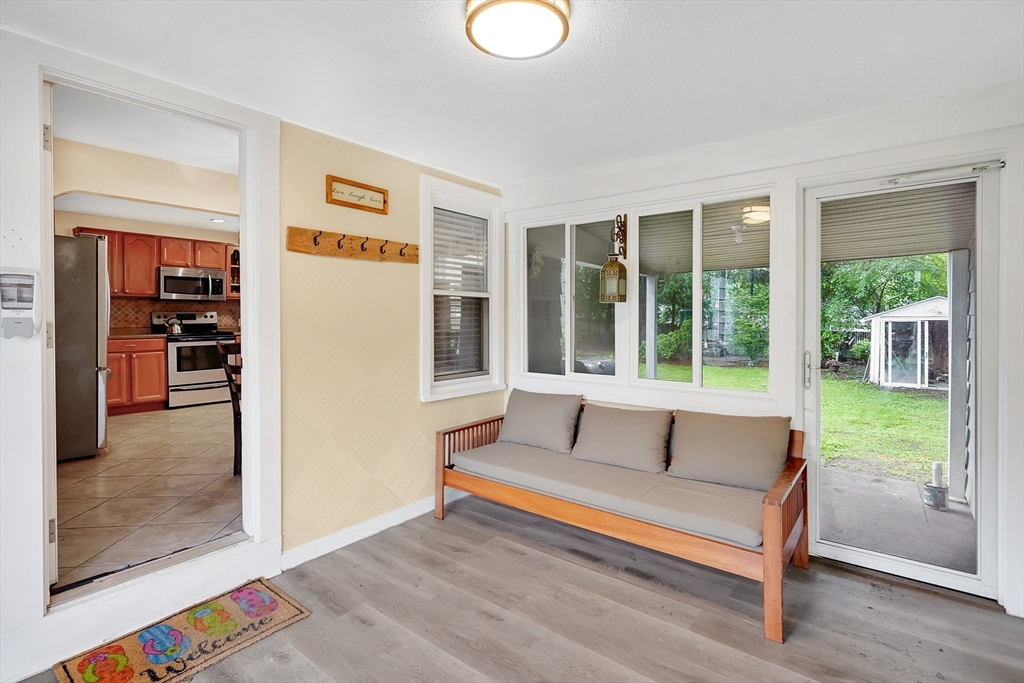 122 Brookside Cir