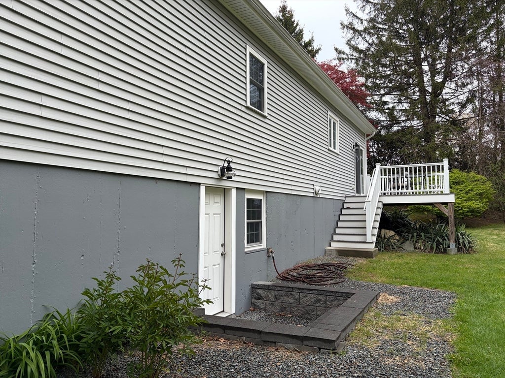 71 West Spring St.