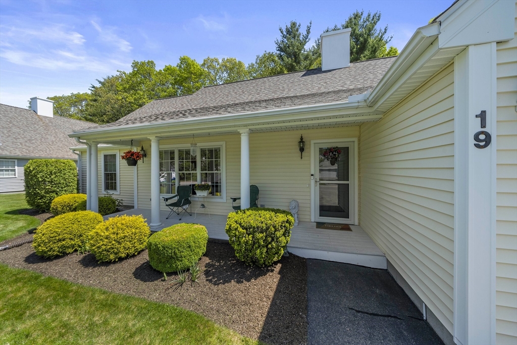 19 Kathleen Grant Rd