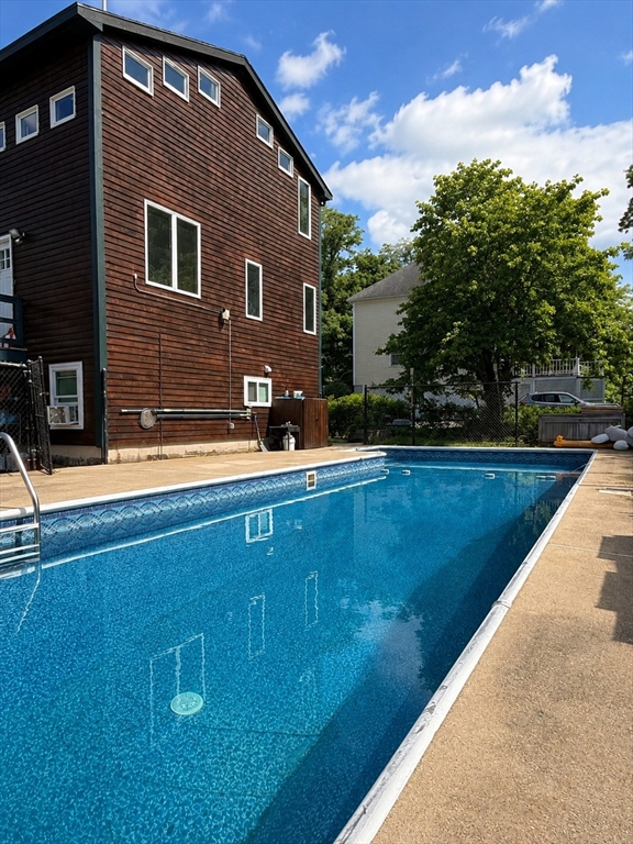 5 Kathleen Drive