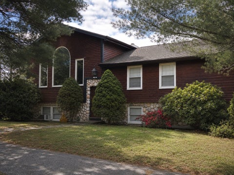 Photo of 5 Kathleen Drive, Wakefield, MA 01880 (MLS # 73545272)