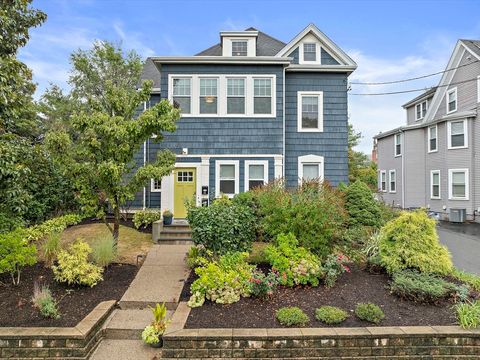 32 Royal Street 2 Watertown MA 02472