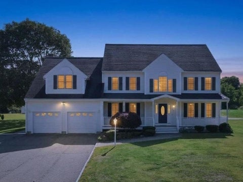 Photo of 473 Main Street, Hudson, MA 01749 (MLS # 73583155)