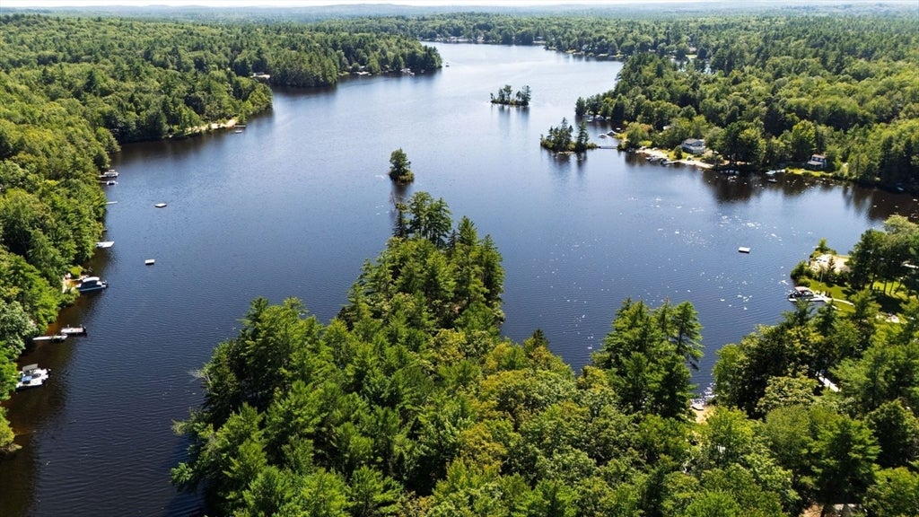 64 Lake Haven Lane