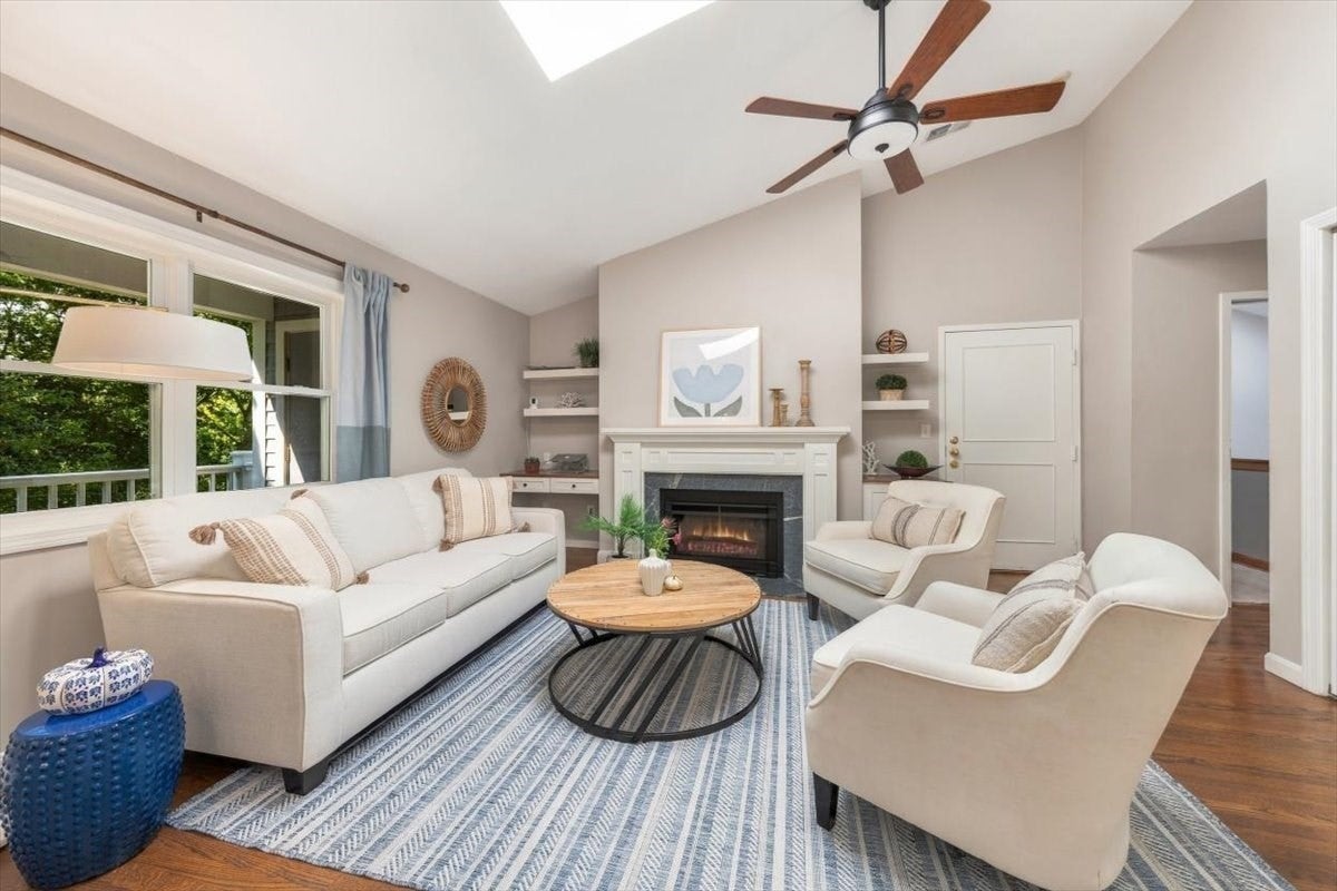 1905 Hockley Drive #1905, Hingham, MA Photo #5