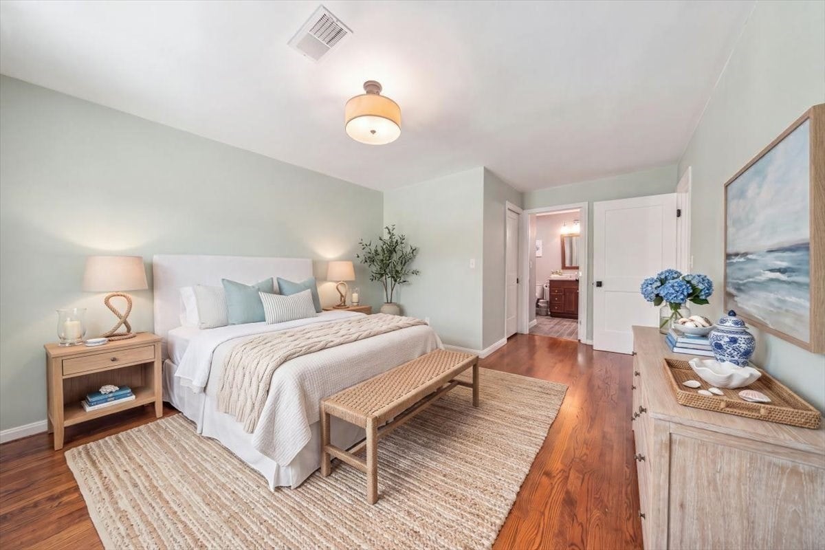 1905 Hockley Drive #1905, Hingham, MA Photo #16