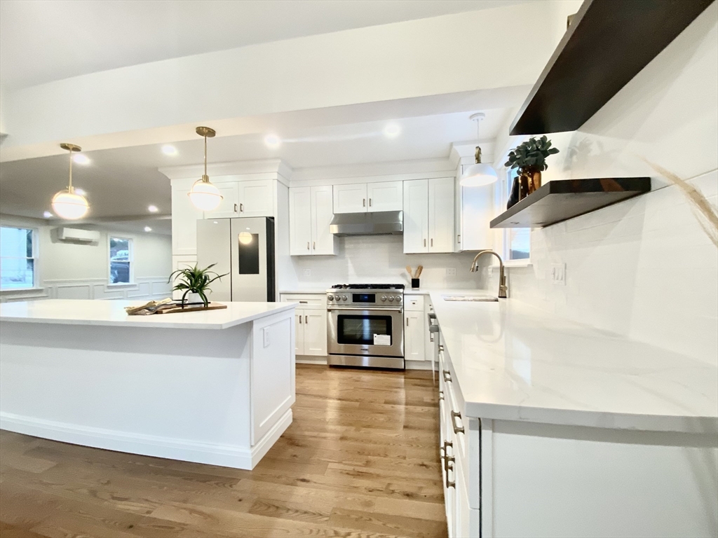 105 South Quinsigamond Ave