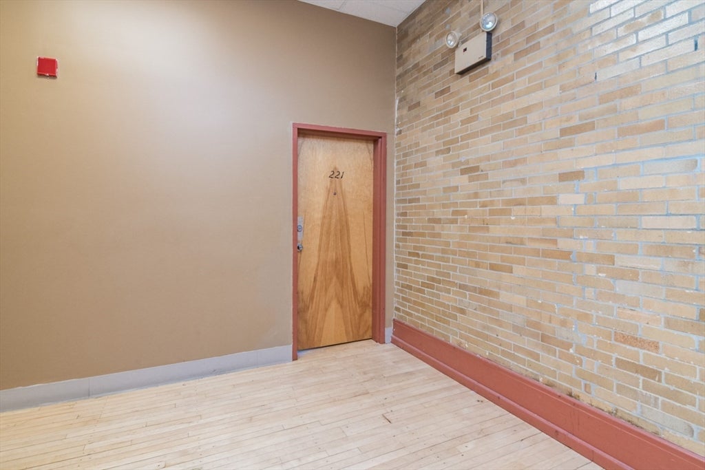 90 Mckinstry Ave #221, Chicopee, MA, 90 Mckinstry Ave #221, Chicopee, MA Photo #19