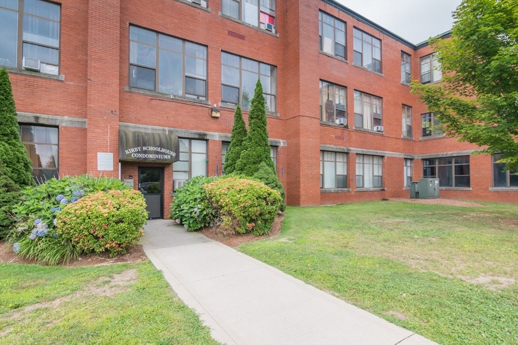 90 Mckinstry Ave #221, Chicopee, MA, 90 Mckinstry Ave #221, Chicopee, MA Photo #20
