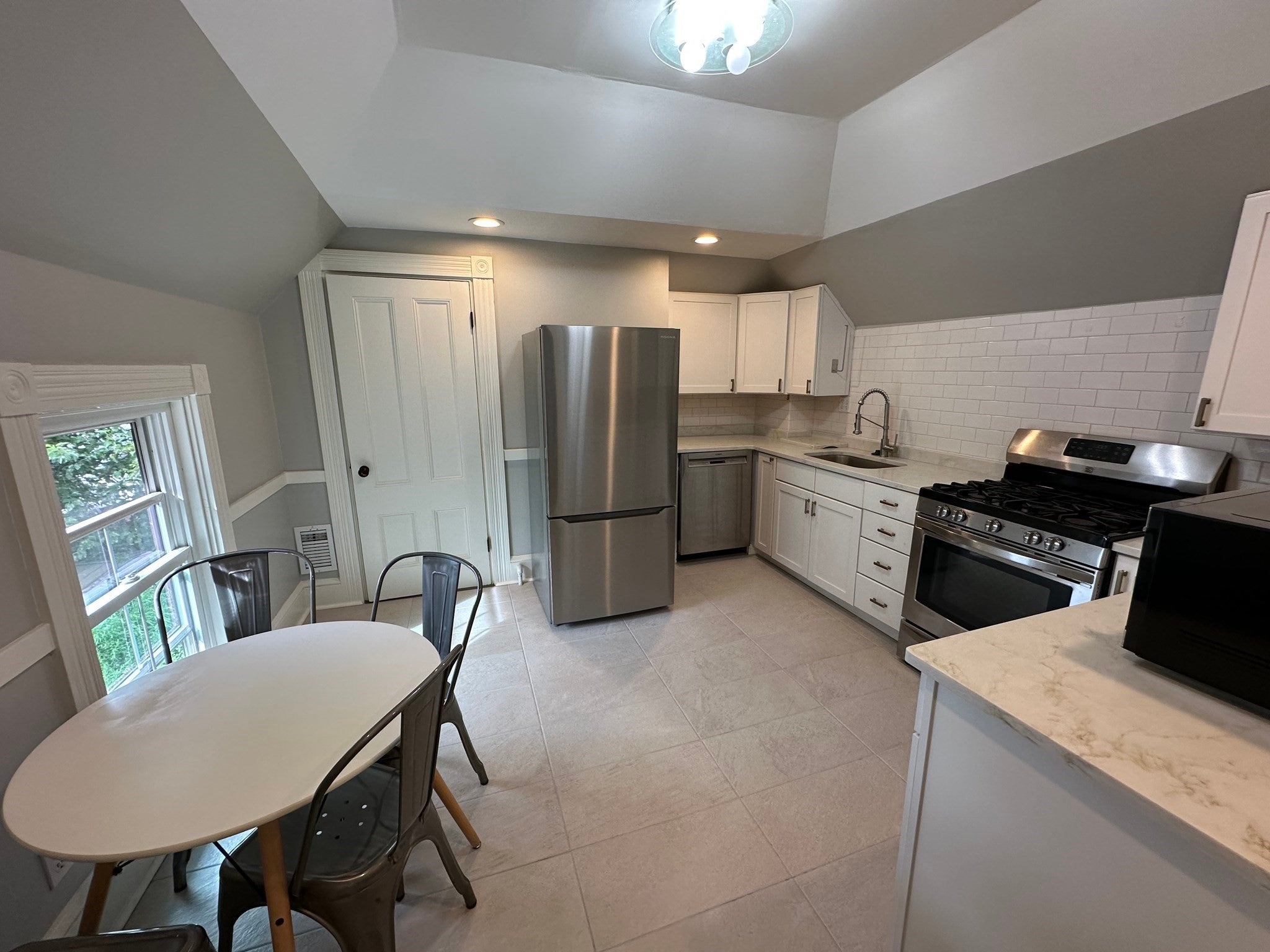 18 Maple Street #1, Watertown, MA Photo #3