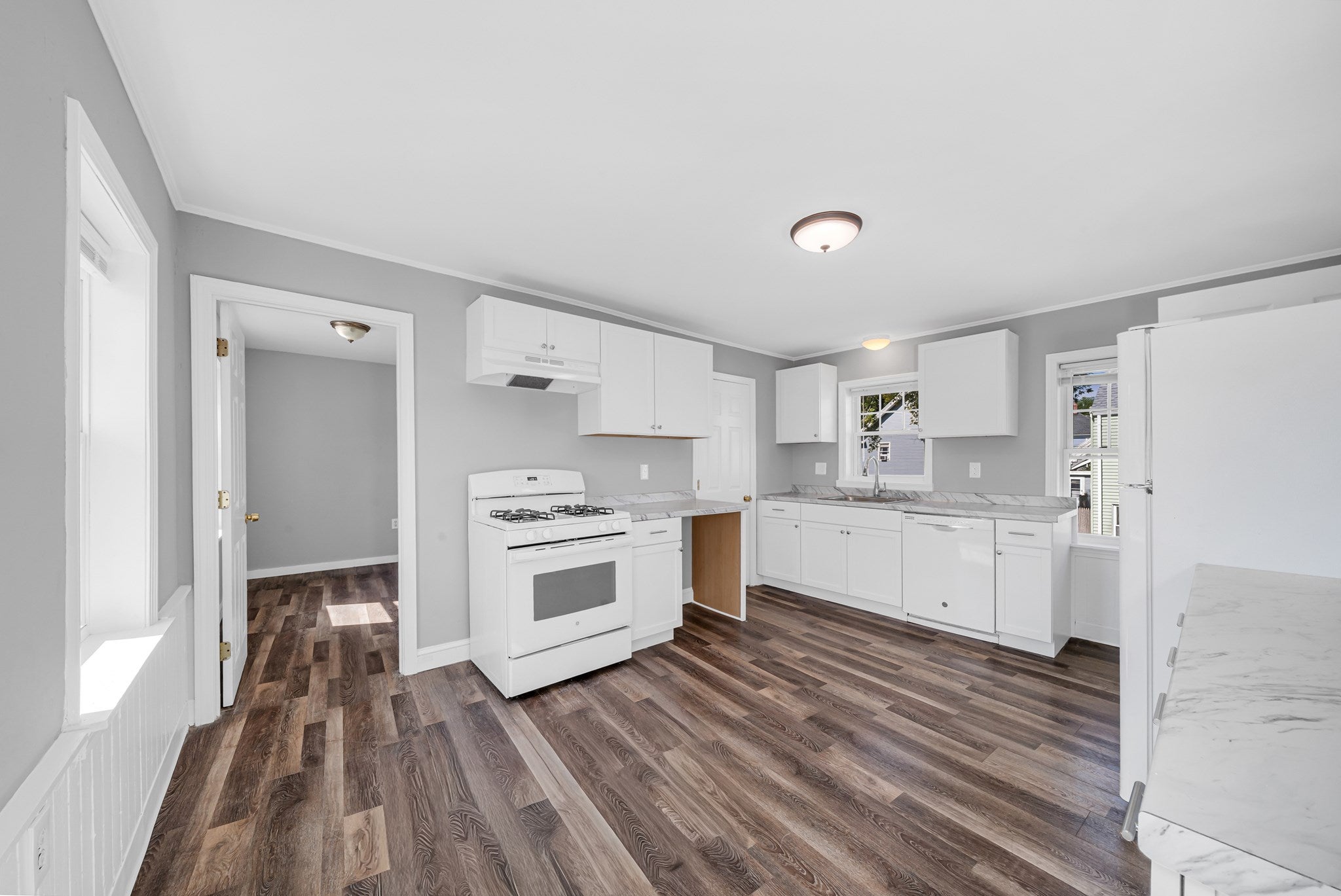 147 High St, Danvers, MA, 147 High St, Danvers, MA Photo #18