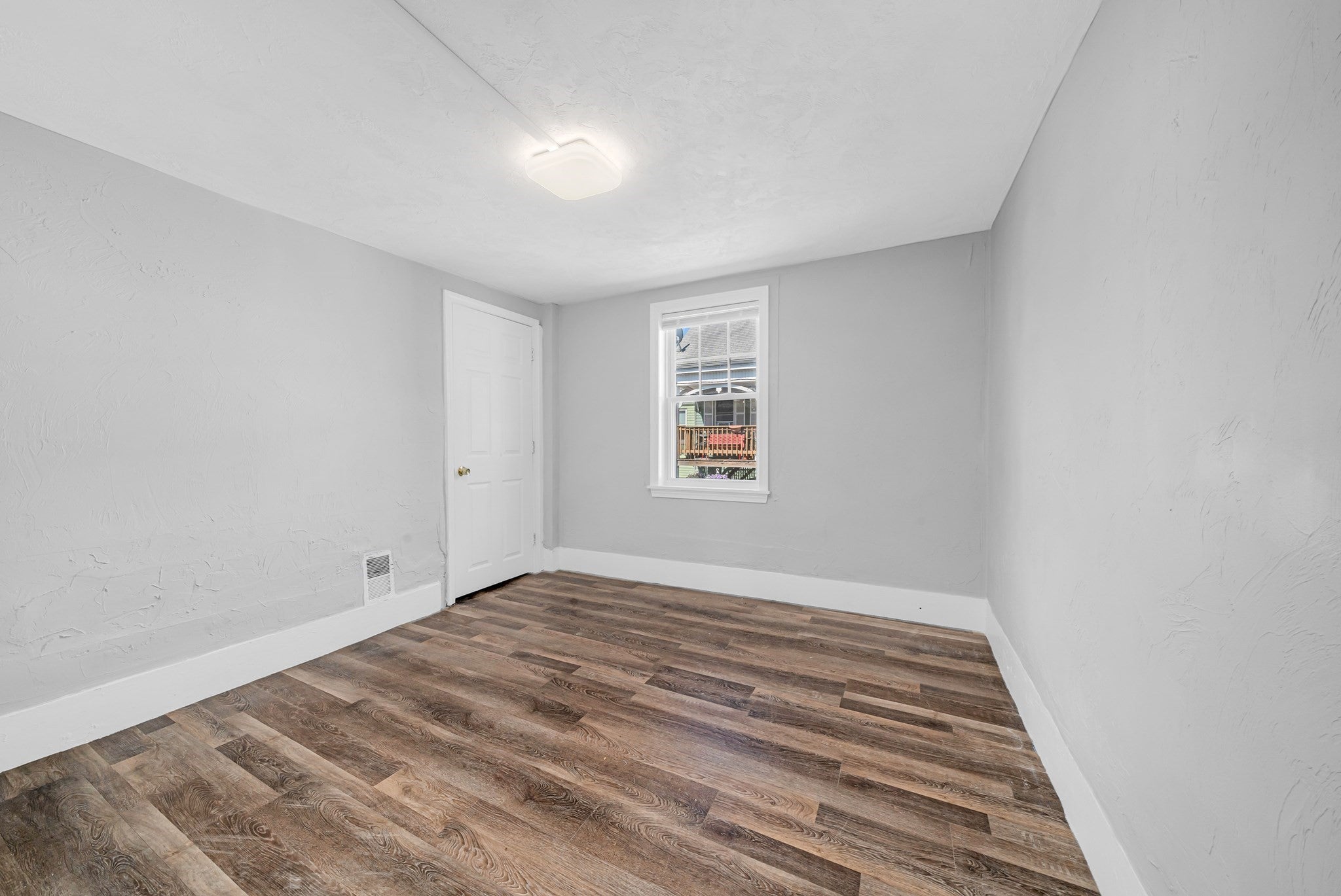 147 High St, Danvers, MA, 147 High St, Danvers, MA Photo #32