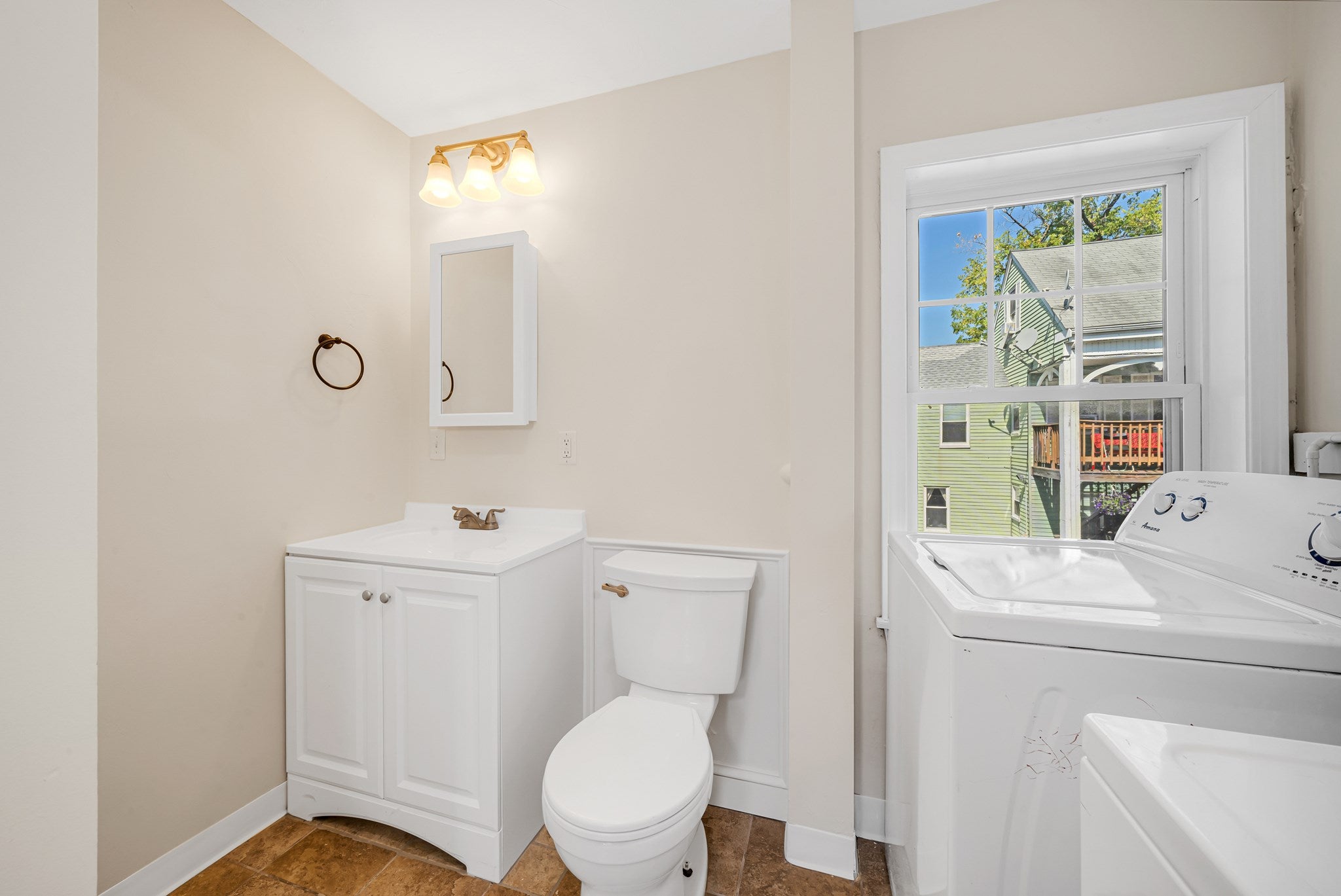147 High St, Danvers, MA, 147 High St, Danvers, MA Photo #26