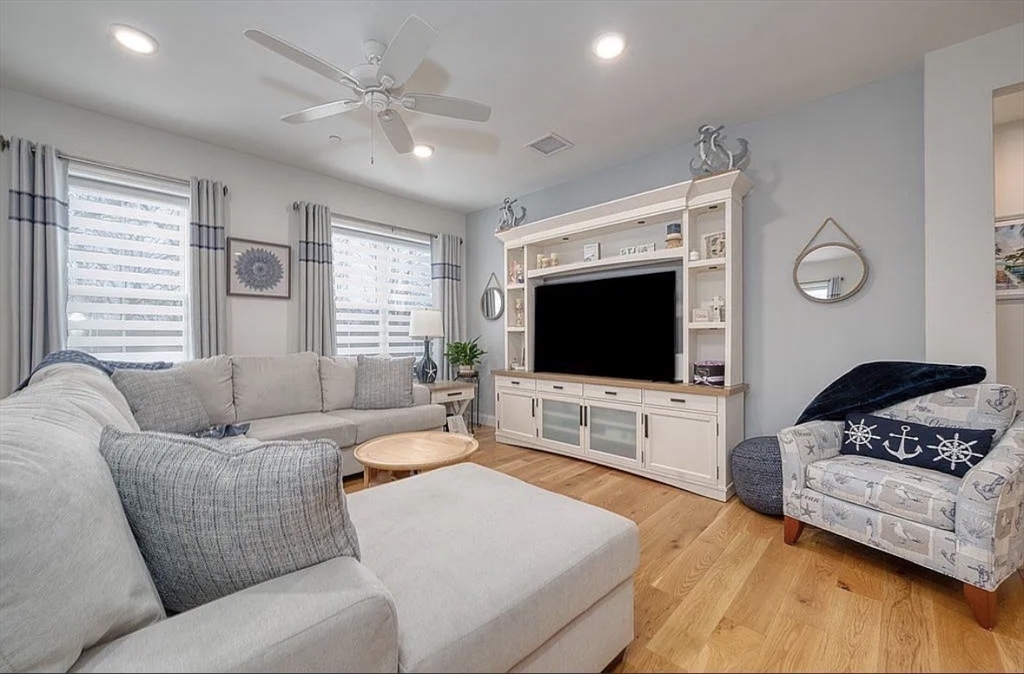 50 Coppersmith Way 302