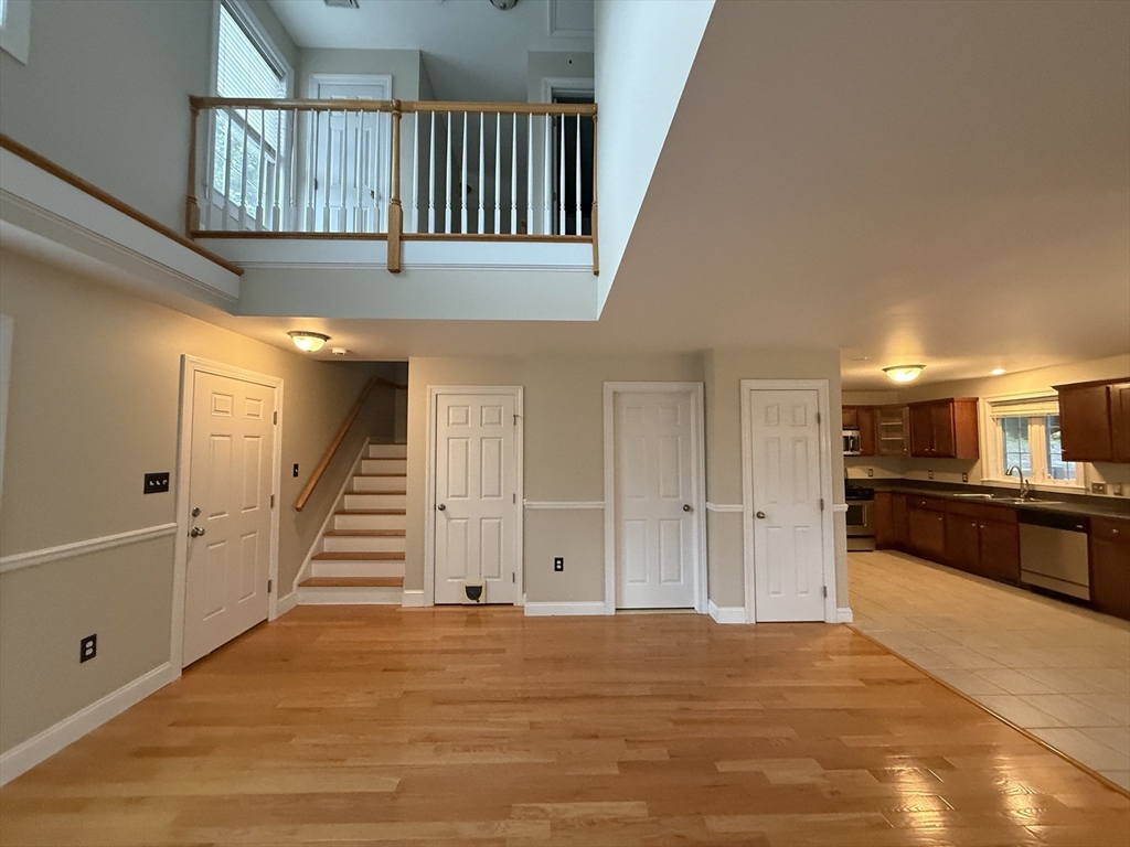 204 Center St 9