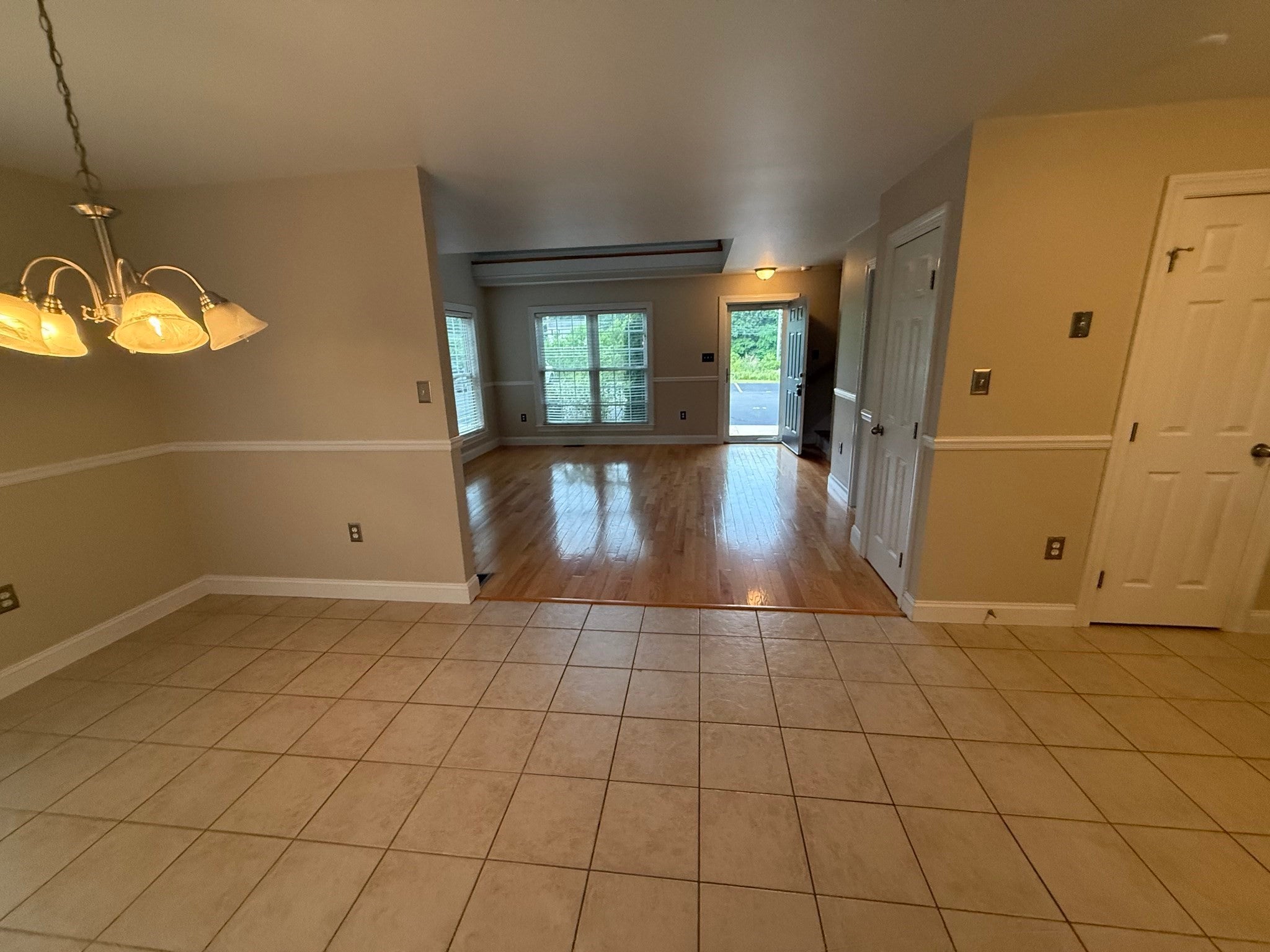 204 Center St 9