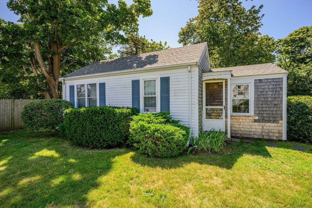 53 School St, Barnstable, MA, 53 School St, Barnstable, MA Photo #10