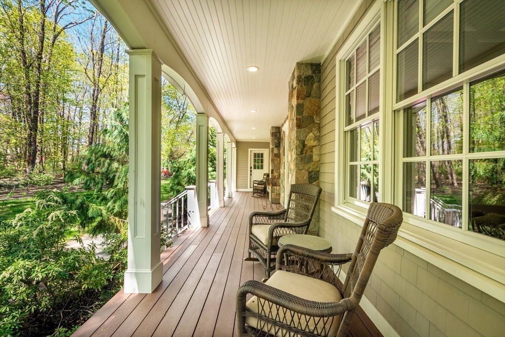 33 Old Concord Rd