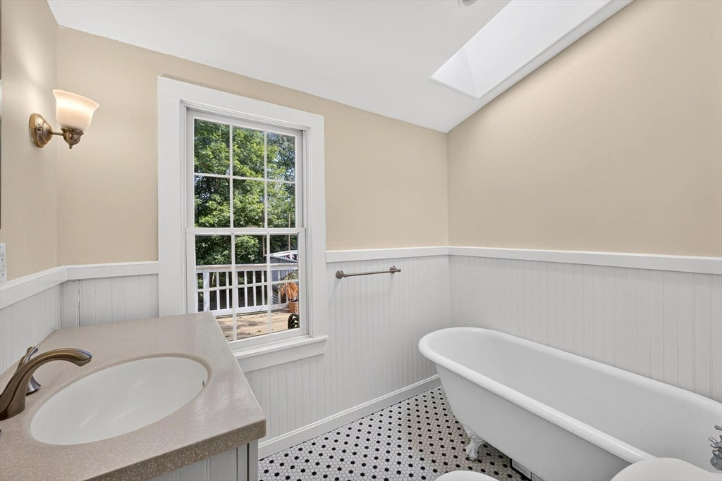 658 Main St, Harwich, MA Photo #26