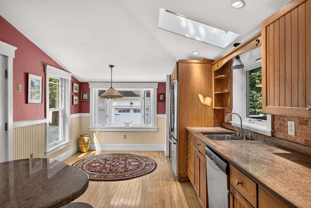 658 Main St, Harwich, MA Photo #8