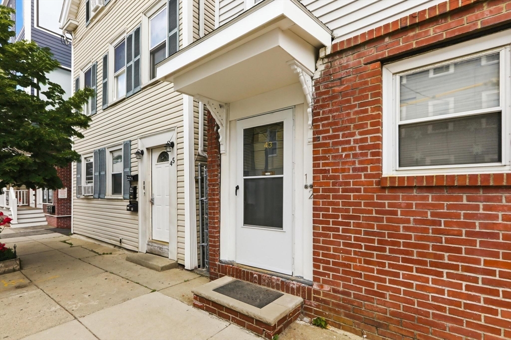 43 Morris St