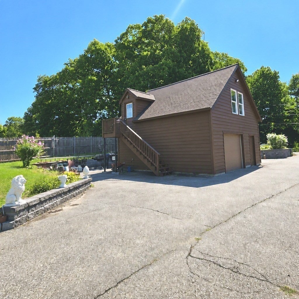 8 Hillsville Rd, North Brookfield, MA, 8 Hillsville Rd, North Brookfield, MA Photo #11